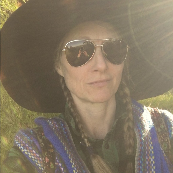 Meet your Posher, J - Picture 2 of 6